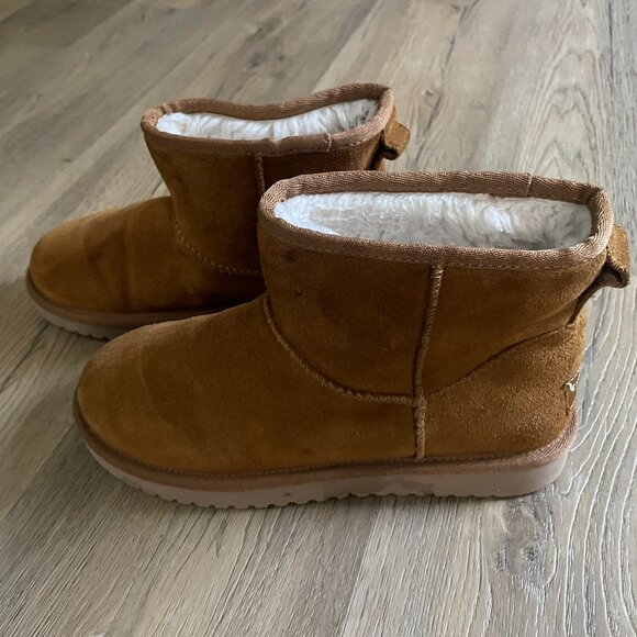 Koolaburra by Ugg Women's Light Brown Suede Ankle Booties Size: 6 - Picture 1 of 8